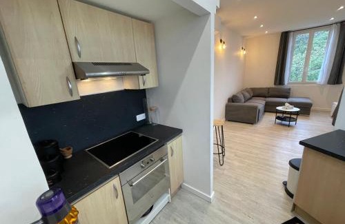 Riou - Petit Juas - Av de Grasse Apartment | 2 pièces au calme