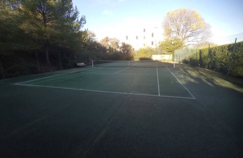 Grasse Apartment | 2 Pièces Dans Résidence Avec Piscine et Tennis