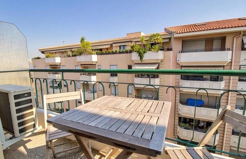 Cannes City Centre Apartment | 2 PIECES RECEMMENT RENOVE CENTRE DE CANNES 'BANANE' 2MN DES PLAGES DE LA CROISETTE ll A1B115