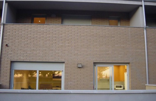 Boldu House | 2 PRECIOSAS CASAS ADOSADAS, LA FULIOLA (Lleida) ALQUILER TEMPORAL, 7 personas.