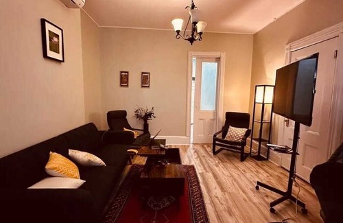 The Heights Apartment | 2 Pvt. Rooms w/ Separate Entrance + Backyard