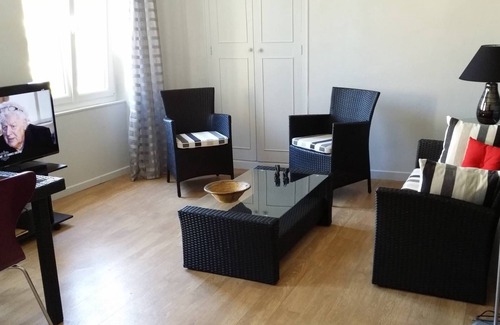 St.-Remy-de-Provence Apartment | 2 room apartments in the old center/bedroom + lounge in the old city
