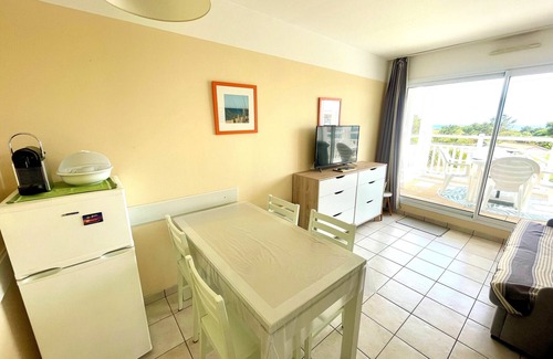 Chateau-d'Olonne Apartment | 2-room apartment with sea view and heated pools near Les Sables-d'Olonne