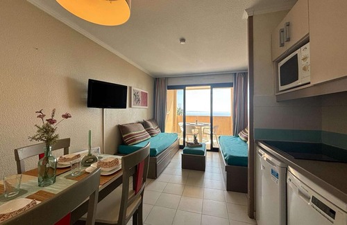 Cannes La Bocca Apartment | 2-room apartment with pool and parking in Cannes la Bocca