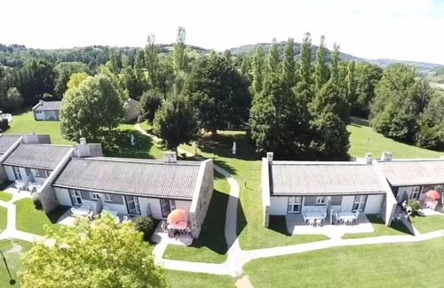 Espalion Apartment | 2-room apartment 33 m² 3/4 pers PMR 5 persons