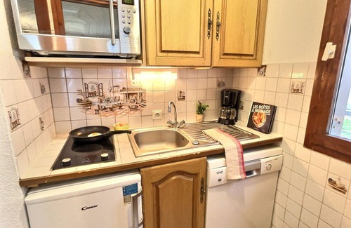 Val-d'Isere Apartment | 2-room apartment for 6 in Val d'Isère with parking and pets allowed
