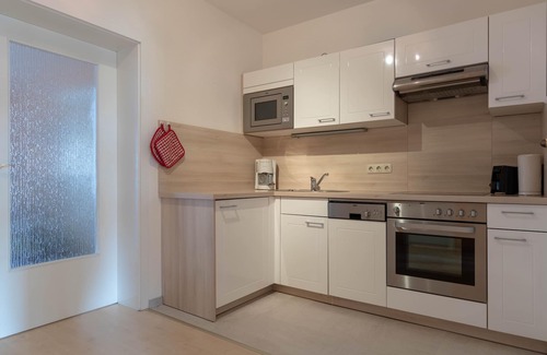 Binz Villa | 2-room apartment no. 10, sea view, balcony, beach chair, Villa Strandidyll Binz