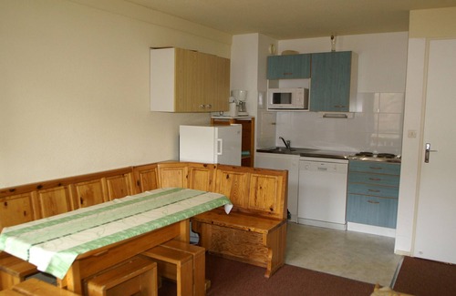 Prapoutel Apartment | 2-room cabin at the foot of the slopes with balcony and ski locker