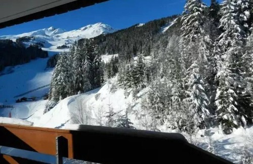 Le Pleynet Apartment | 2-ROOM CABIN SLEEPS 6