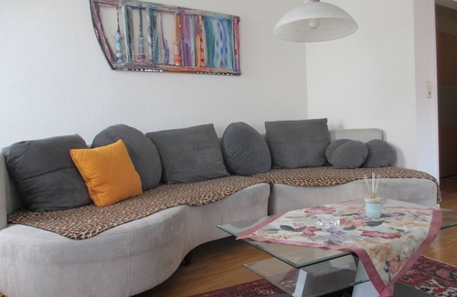Old Town Apartment | 2 rooms Apartment in direct old town location on Rathausplatz with southwest balcony