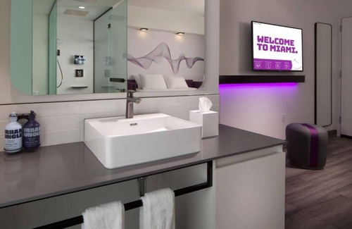 Downtown Miami Hotel | 2 Rooms in DT Miami Condo w/Rooftop Pool & Sunset Views, Close to South Beach!