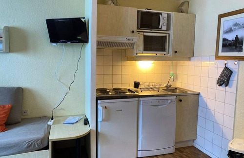 La Perriere Apartment | 2 ROOMS, SKI IN SKI OUT RESIDENCE
