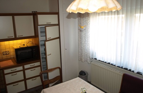 Bad Zwischenahn Apartment | 2 Schlafzi., 1 Wohnzi., Terrasse, Küche mit Geschirrspülmaschine, Waschmaschine