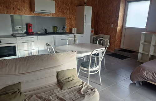 Bressuire Apartment | 2-seater studio near Puy du Fou
