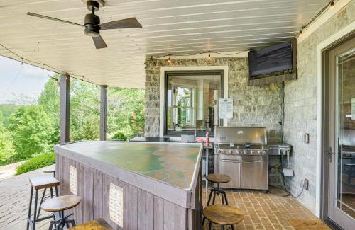 Van Buren County House | 2-Story Dock and Deck at Huge Family Home in Doyle!