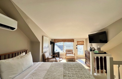 Boothbay Harbor Hotel | 2-Story Harbor View Suite King and Queen w/3 Balconies | Admiral's Quarters Inn Room 12