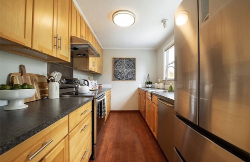 Bitter Lake House | 2 Story Mountain View Near Beach w/Big Backyard