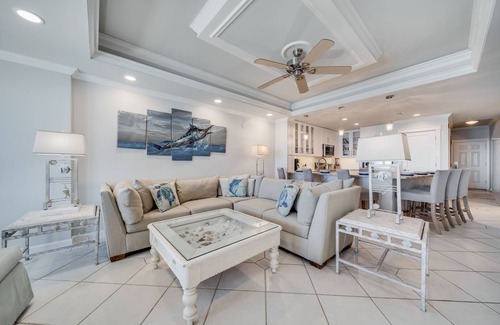 Crystal Beach Condo | 2-Story Penthouse at The Inn at Crystal Beach! Beachfront Designer 5BR/4BA. Sleeps 14