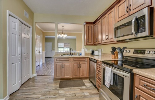 National Hills House | 2 Story Townhouse 2 BR/2.5 Bath - Central Location