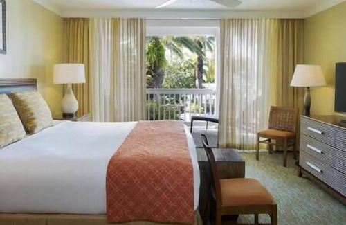 Key West Resort | 2 Sunset Harbor Resort, Marina, In Town, Hot Tub!