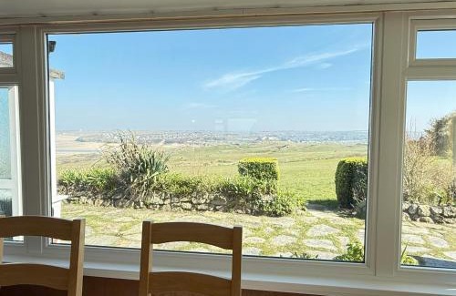 Lelant House | 2 The Links