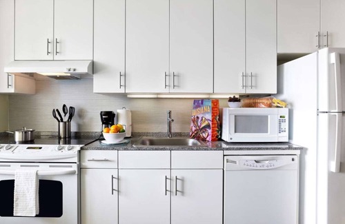 Central Business District Resort | 2 Units w/Convenient Central Locale for New Orleans International Airport