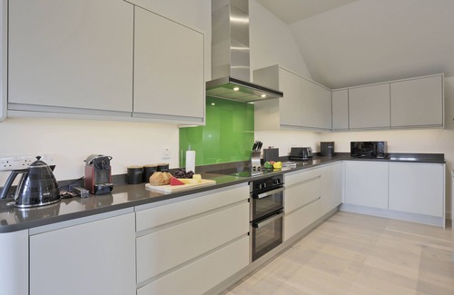 Saxmundham House | 2 Wadd Cottages - Three Bedroom House, Sleeps 6
