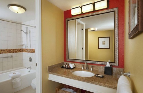 Keauhou Hotel | 2 x Ocean View 2 Double Beds at Outrigger Kona Resort and Spa