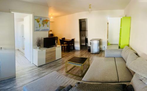 Ebersberg District Apartment | 2 Zi Apartment,Küche,Parken,3Gäste