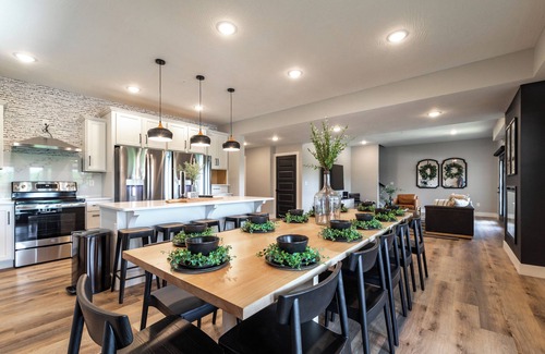 Hollister House | 20% Off-Family & Luxury Home-Indoor Pool-Game Room