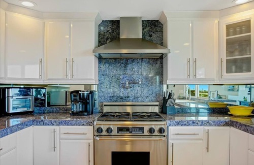 Ventura House | 20%Off Oct 16-19 Ocean Views/Great Reviews -HotTub