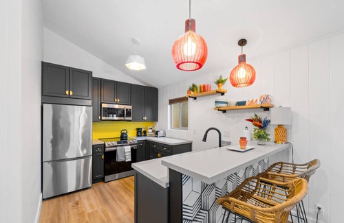 Port Hueneme House | 20% Off Oct! Steps To Sand, Clean, Quiet & Cozy