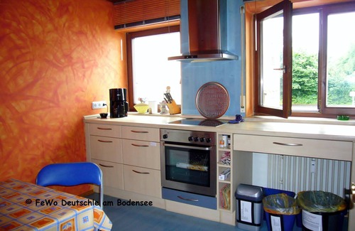 Friedrichshafen Apartment | 200 m to the lake like old and young, families and fitters, max. 8 people.