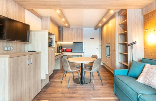 Doucy-Combelouviere Apartment | 200m from ski slopes, balcony, parking, tv, ski locker, 40m², Valmorel