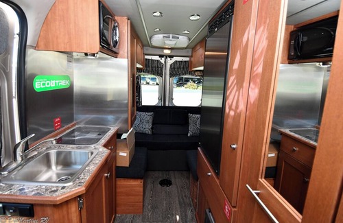 Fargo House | 2018 RoadTrek Simplicity SRT ➡ Explore with EASE