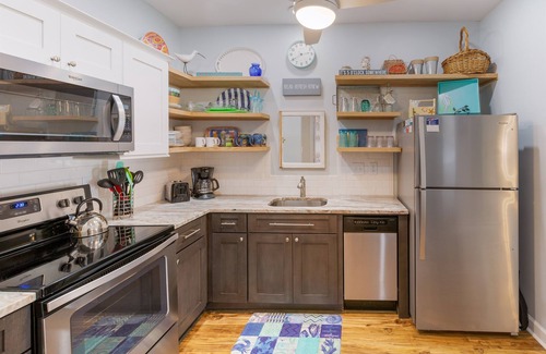 Isle of Palms Condo | #202 "Top O' the Stairs" 2Br/1Ba, Pet-Friendly