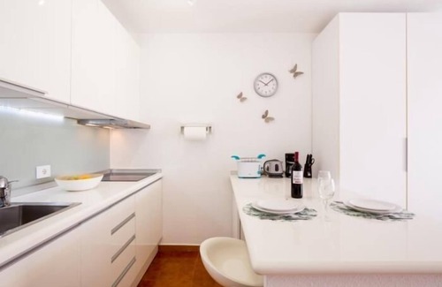 San Eugenio Apartment | 2023 Garden City, heated POOL!