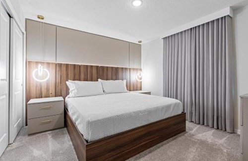 Four Corners Resort | 2024 Brand NEW 10Bdrms At Windsor Cay