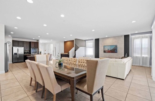 West Kissimmee House | 2025 Brand NEW 11 Bedrooms At Encore