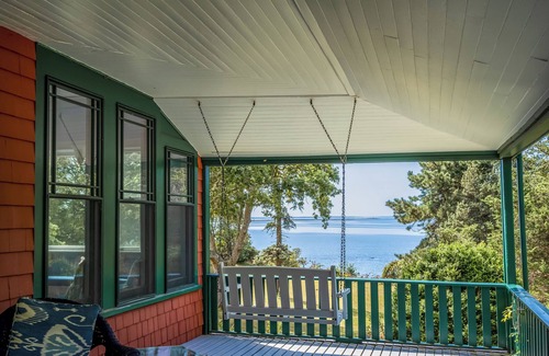 Wareham House | 207 Great Neck Estate - Oceanfront Painted Lady on 30 Acre estate