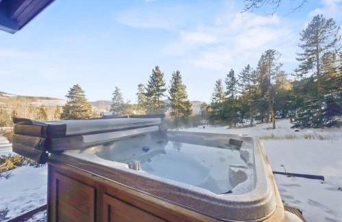 Dillon House | 208 Tenderfoot 5Br 5Ba home