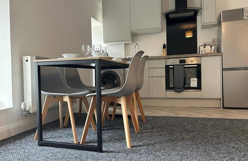 Kirkcaldy Apartment | 21 Linen Loft - 1 bed Apt