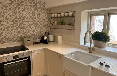 Petworth House | 21 Pound Street