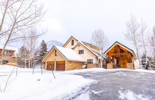 Frisco House | 213 County Road 1041 by Summit County Mountain Retreats