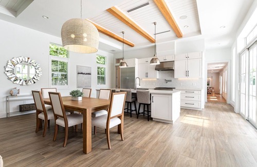 Del-Ida Park Historic District House | 210 Managed By Brampton Park