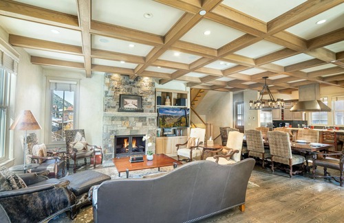 Telluride House | 211 A SOUTH OAK - Luxury Home, Downtown Telluride, Steps away from the GONDOLA!