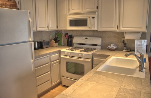 San Simeon House | 2116 Windsor Blvd. Marine Terrace