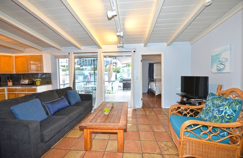 Avalon House | 211CLU: Home with Deck, Golf Cart, 1 Block to the Beach, Pet Friendly, WIFI - 21
