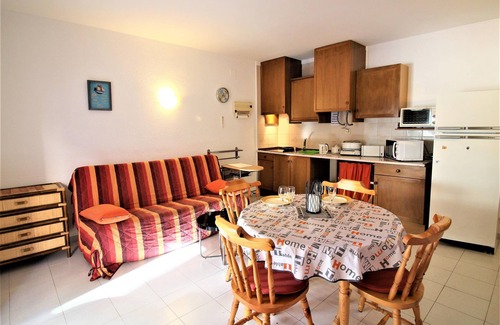 Roses Town Center Apartment | 2190 LAS MURALLAS 1-1, VERY WELL LOCATED, CLOSE TO SHOPS AND THE BEACH, CIUDADELA DE ROSES AREA.