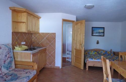 Balatonlelle Apartment | 22 féröhelyes apartman